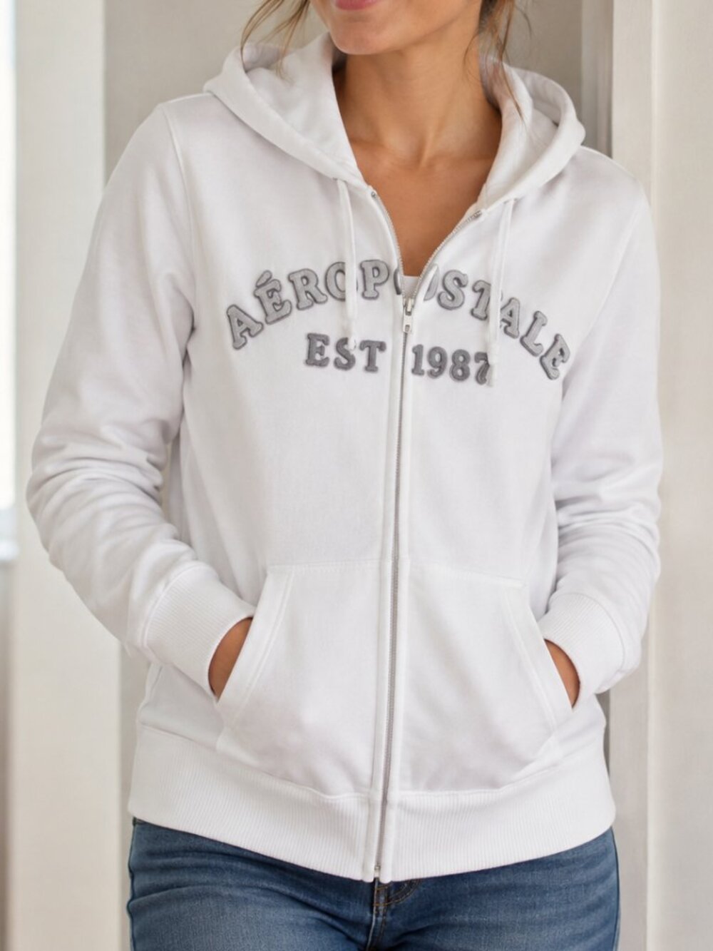 Aeropostale Y2K White Zip Front Hoodie - Picture 2 of 13